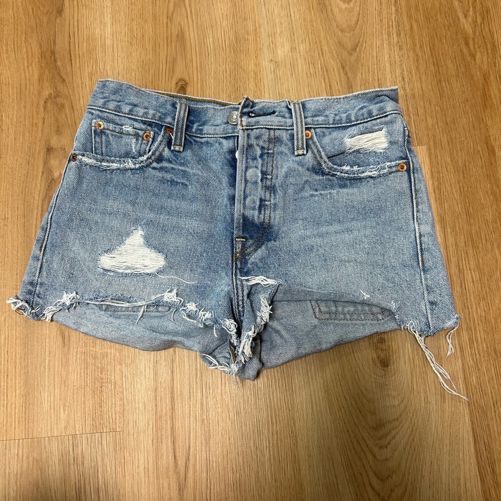 Vintage Levis Denim Women Shorts 26